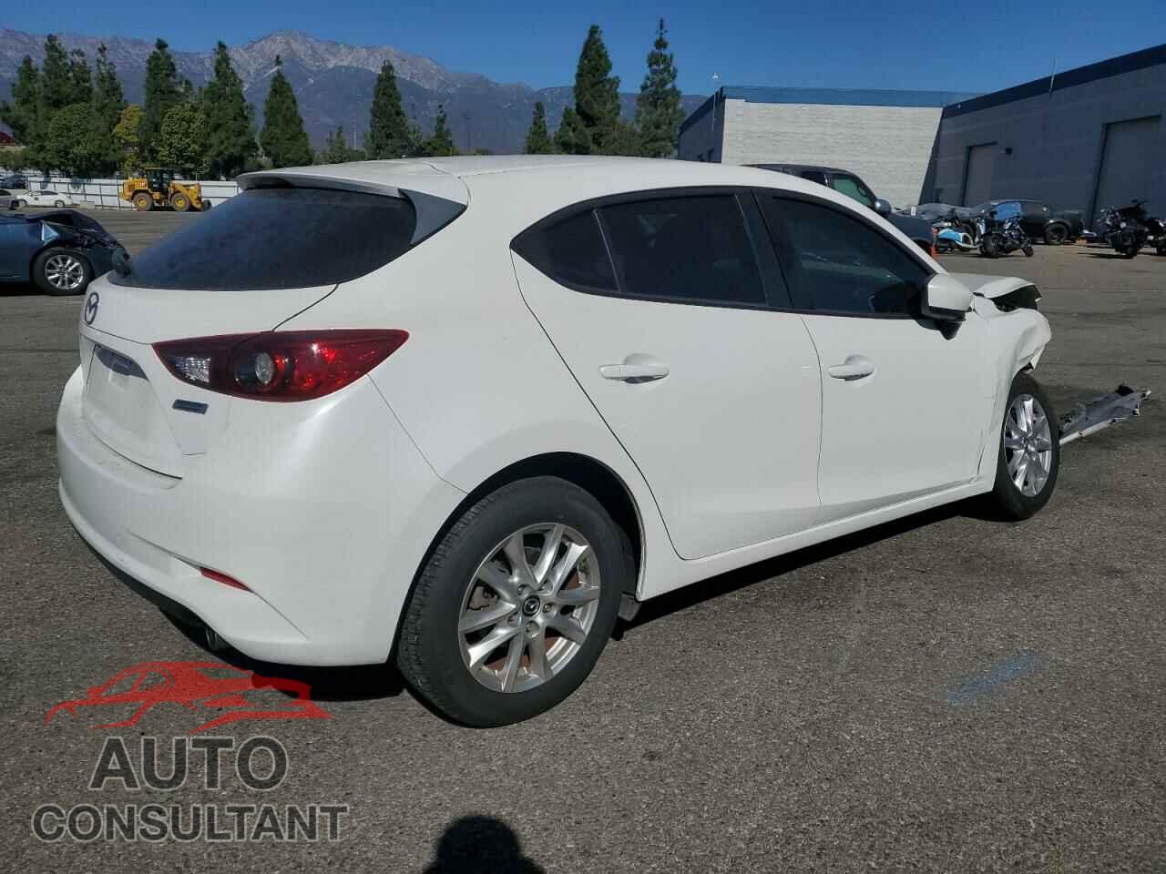 MAZDA 3 2017 - 3MZBN1K75HM110722