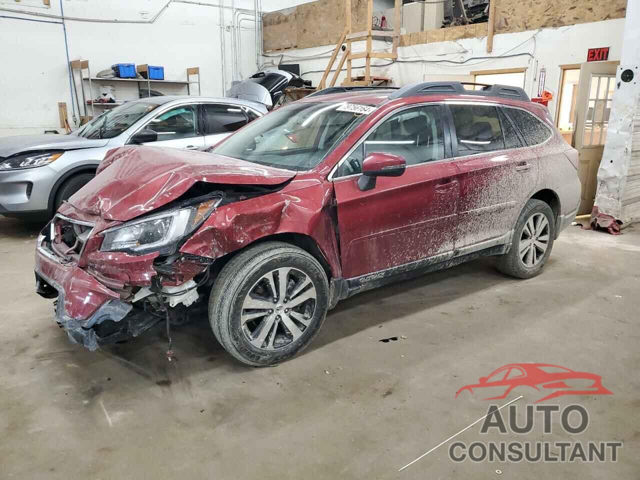 SUBARU OUTBACK 2018 - 4S4BSAKC2J3270150