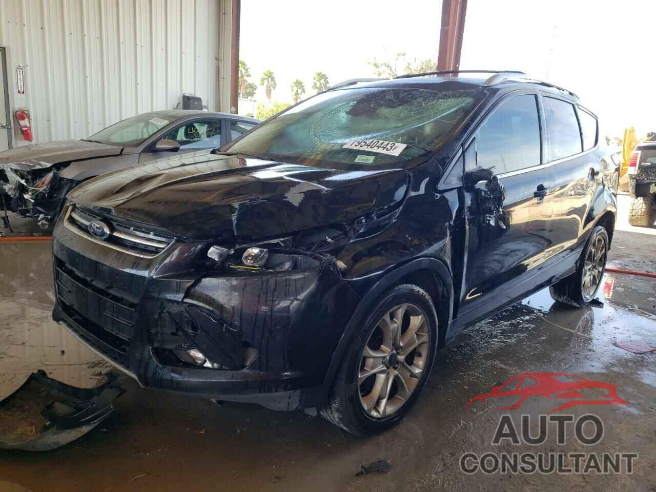FORD ESCAPE 2015 - 1FMCU9J9XFUA57726