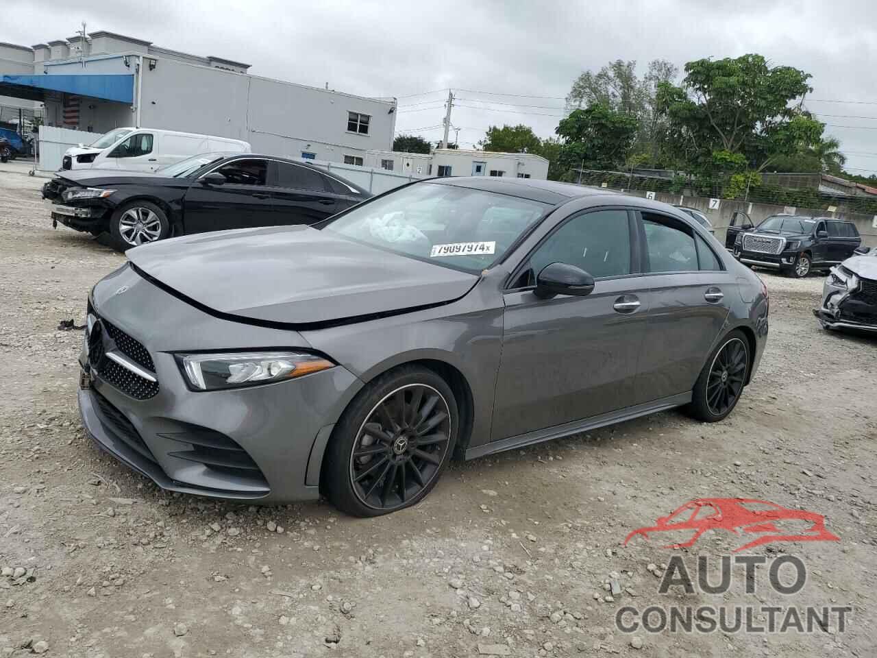 MERCEDES-BENZ A-CLASS 2022 - W1K3G4EB7NJ355877