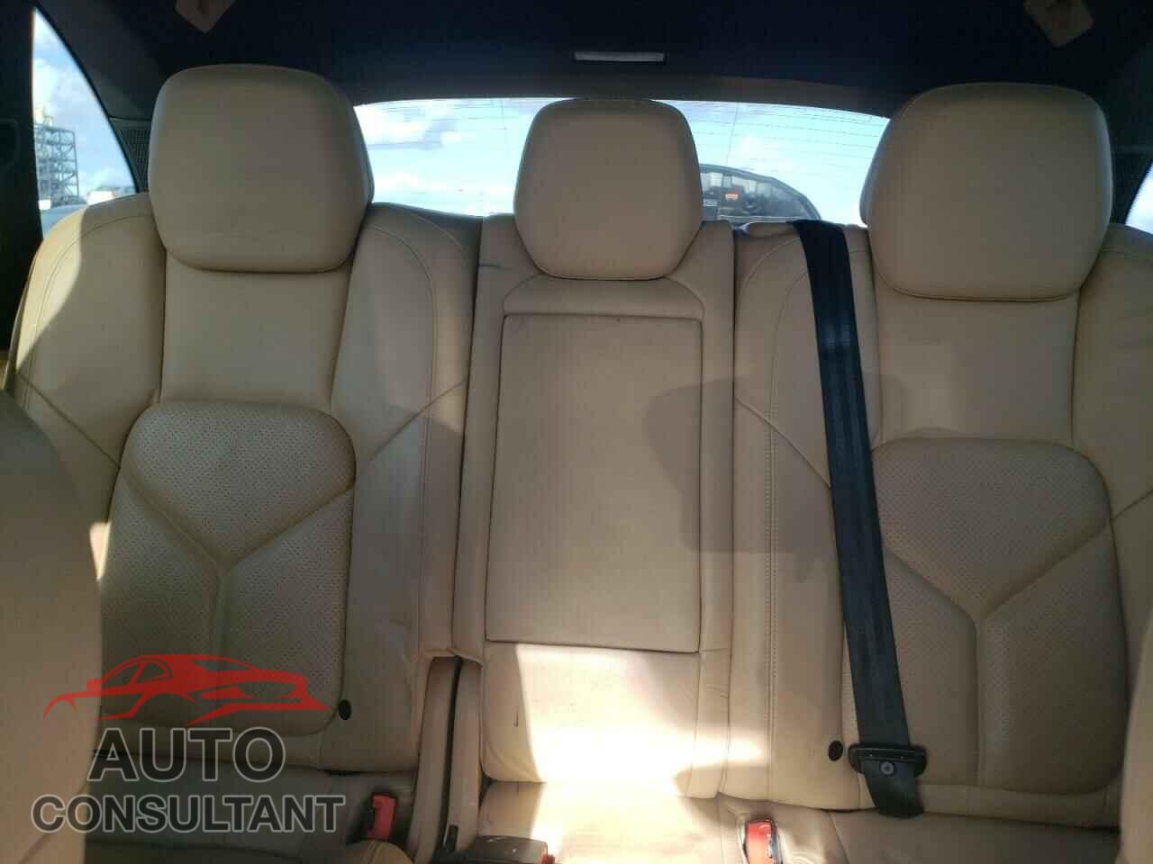 PORSCHE CAYENNE 2011 - WP1AA2A2XBLA04649