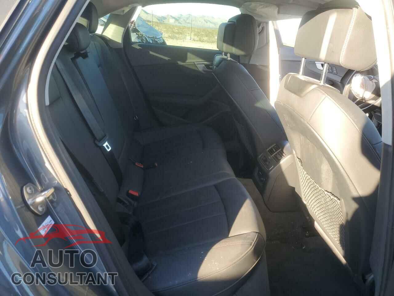 AUDI A4 2019 - WAUHMAF40KA015891