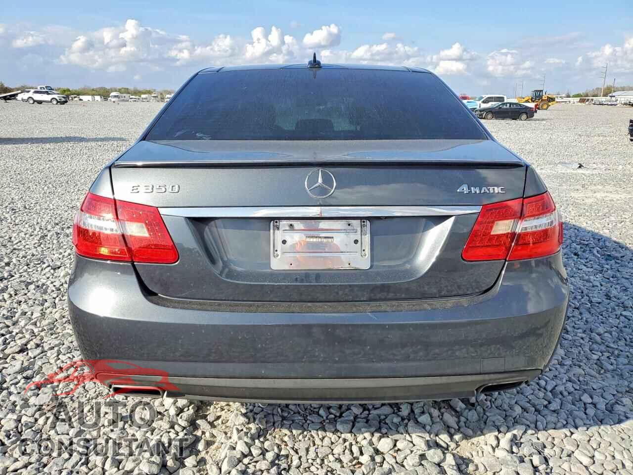 MERCEDES-BENZ E-CLASS 2012 - WDDHF8JB0CA651584