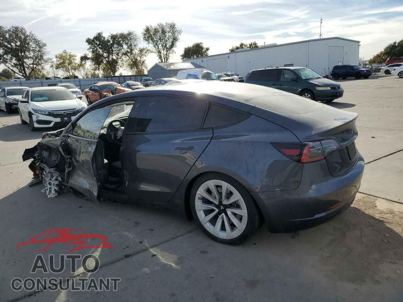 TESLA MODEL 3 2023 - 5YJ3E1EBXPF708671