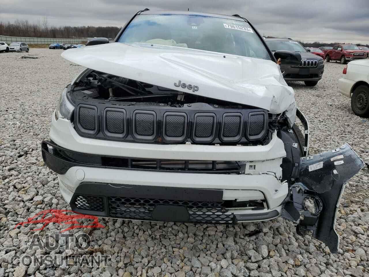 JEEP COMPASS 2022 - 3C4NJDCB2NT209452