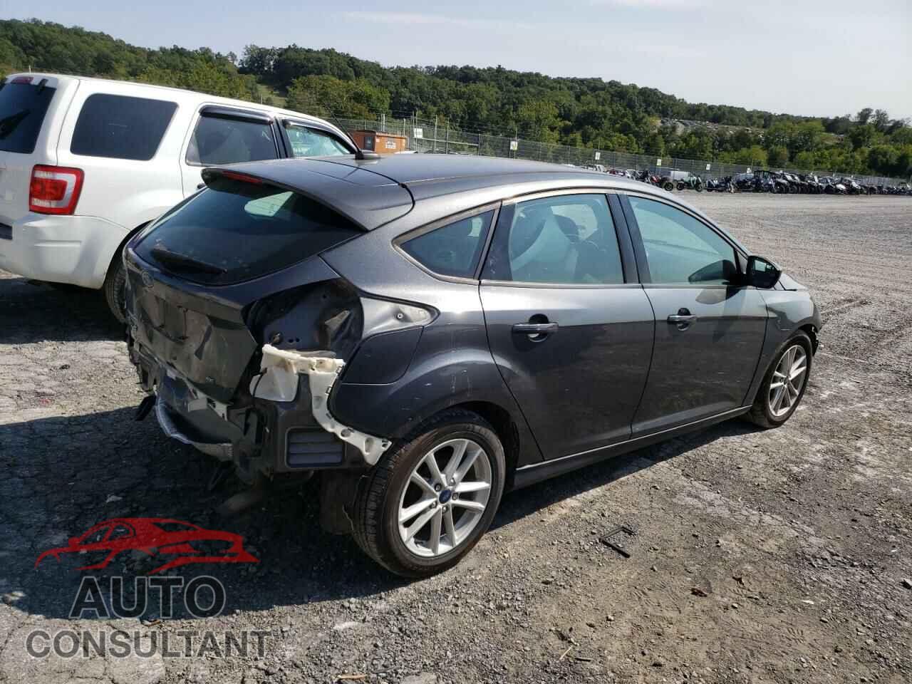 FORD FOCUS 2018 - 1FADP3K24JL281951