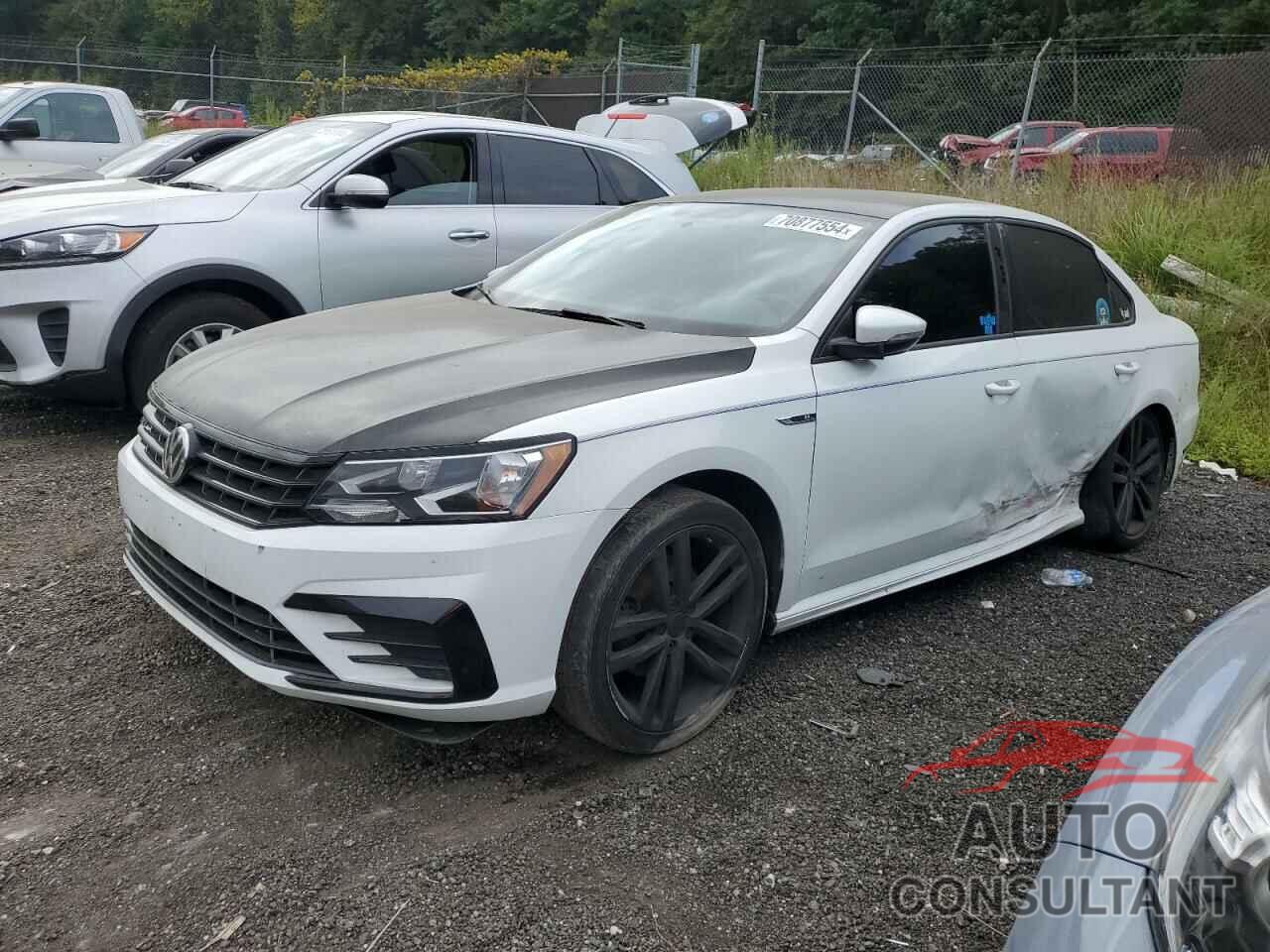 VOLKSWAGEN PASSAT 2018 - 1VWAA7A34JC036239