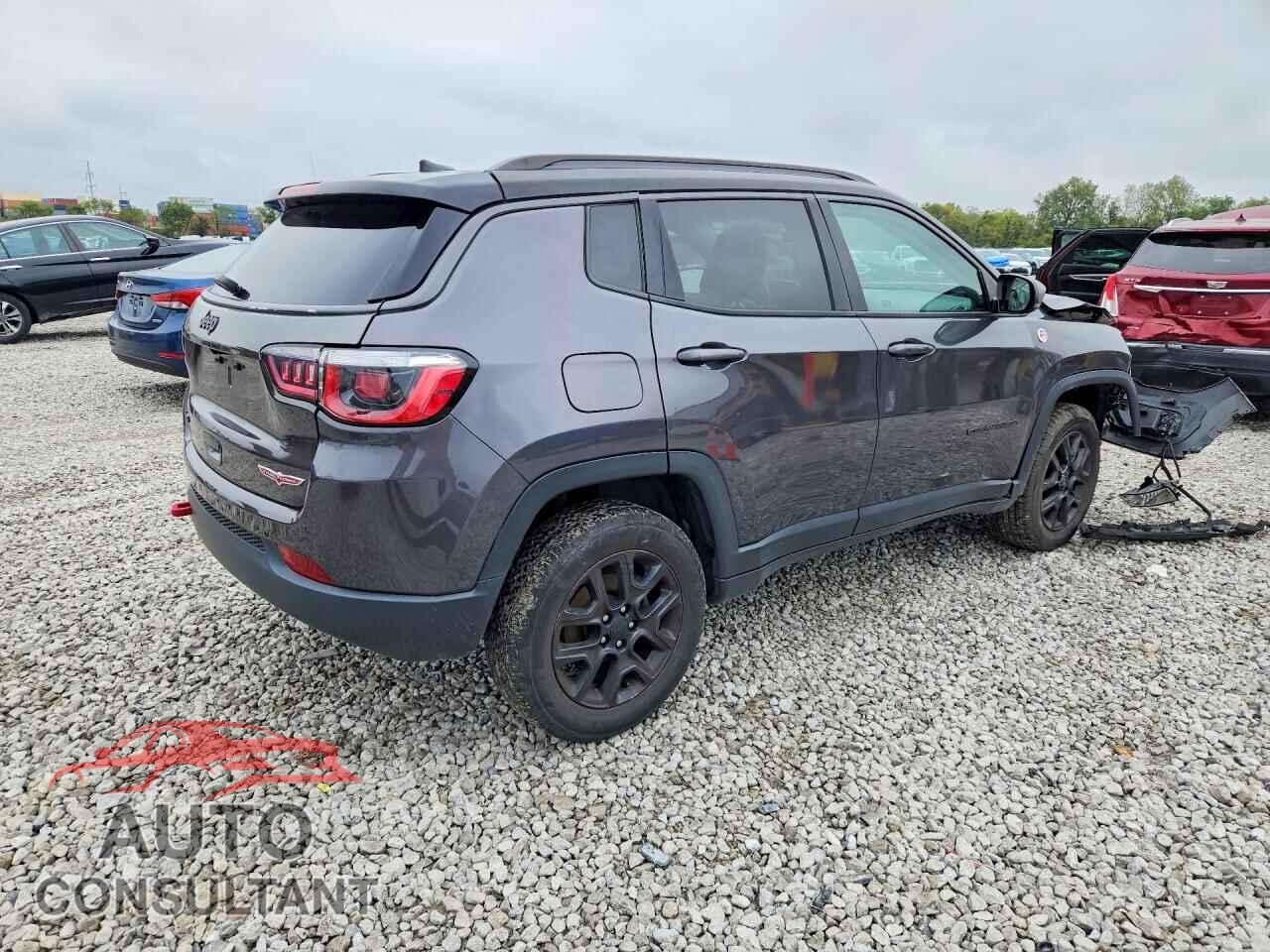 JEEP COMPASS 2018 - 3C4NJDDB4JT441558
