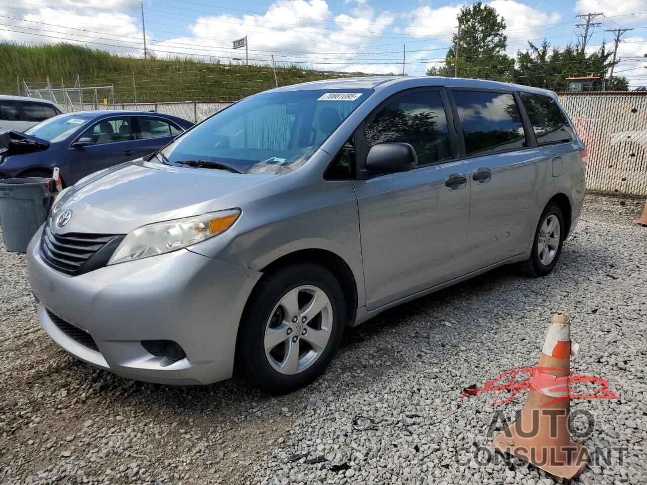 TOYOTA SIENNA 2012 - 5TDKA3DC1CS016656
