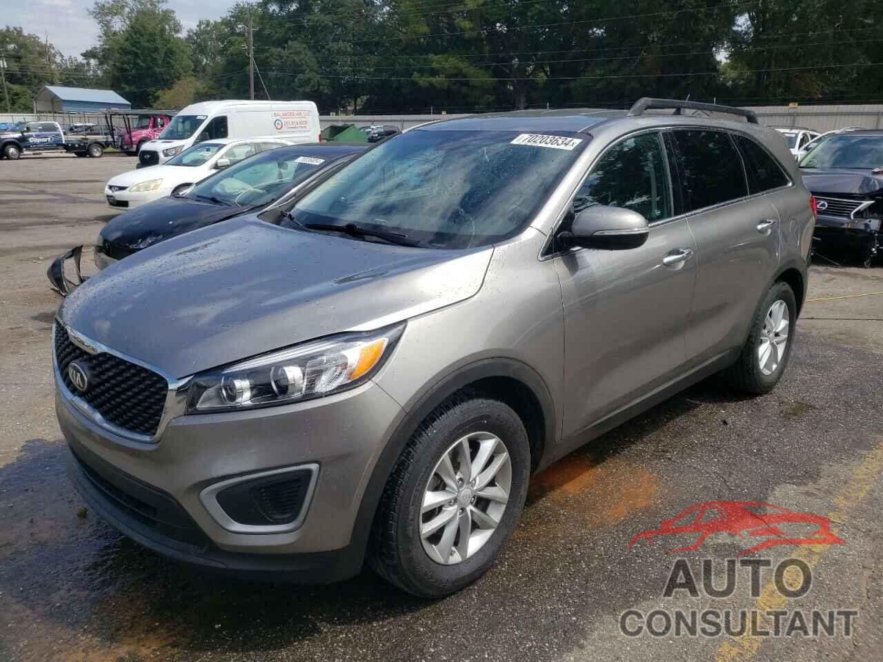 KIA SORENTO 2018 - 5XYPG4A3XJG431709