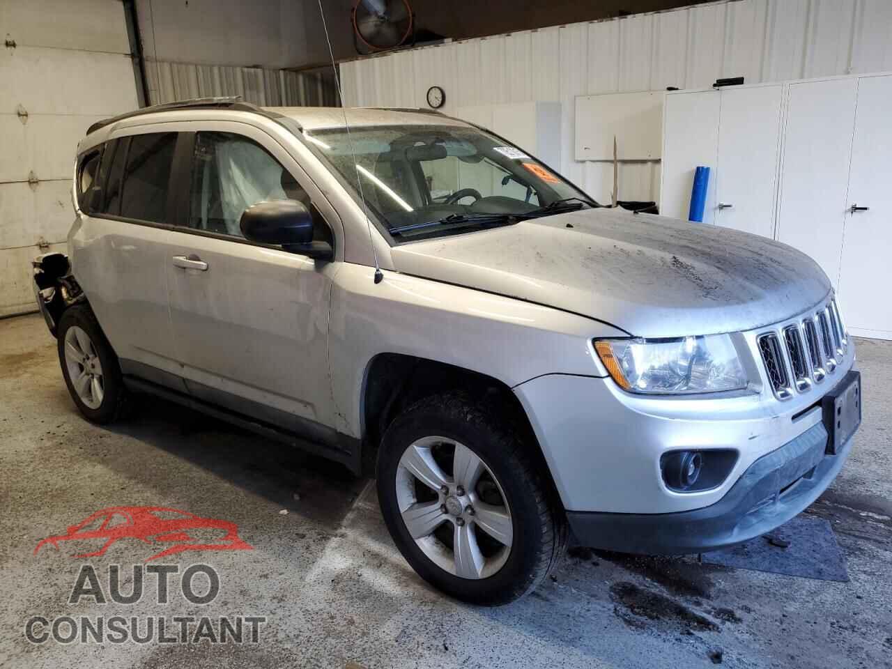 JEEP COMPASS 2011 - 1J4NF1FB1BD135111