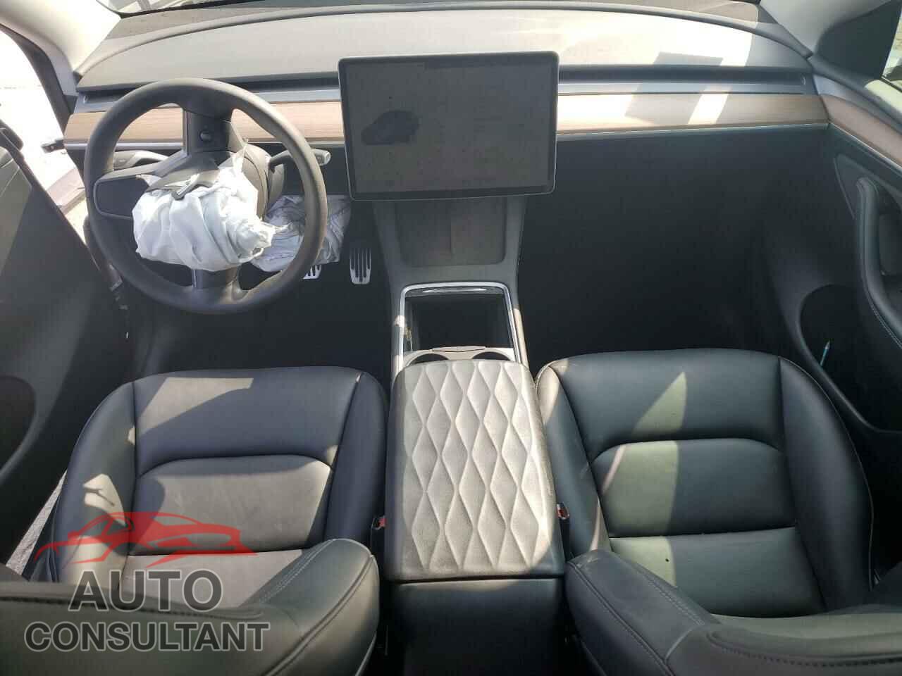 TESLA MODEL Y 2023 - 7SAYGDEEXPF833555