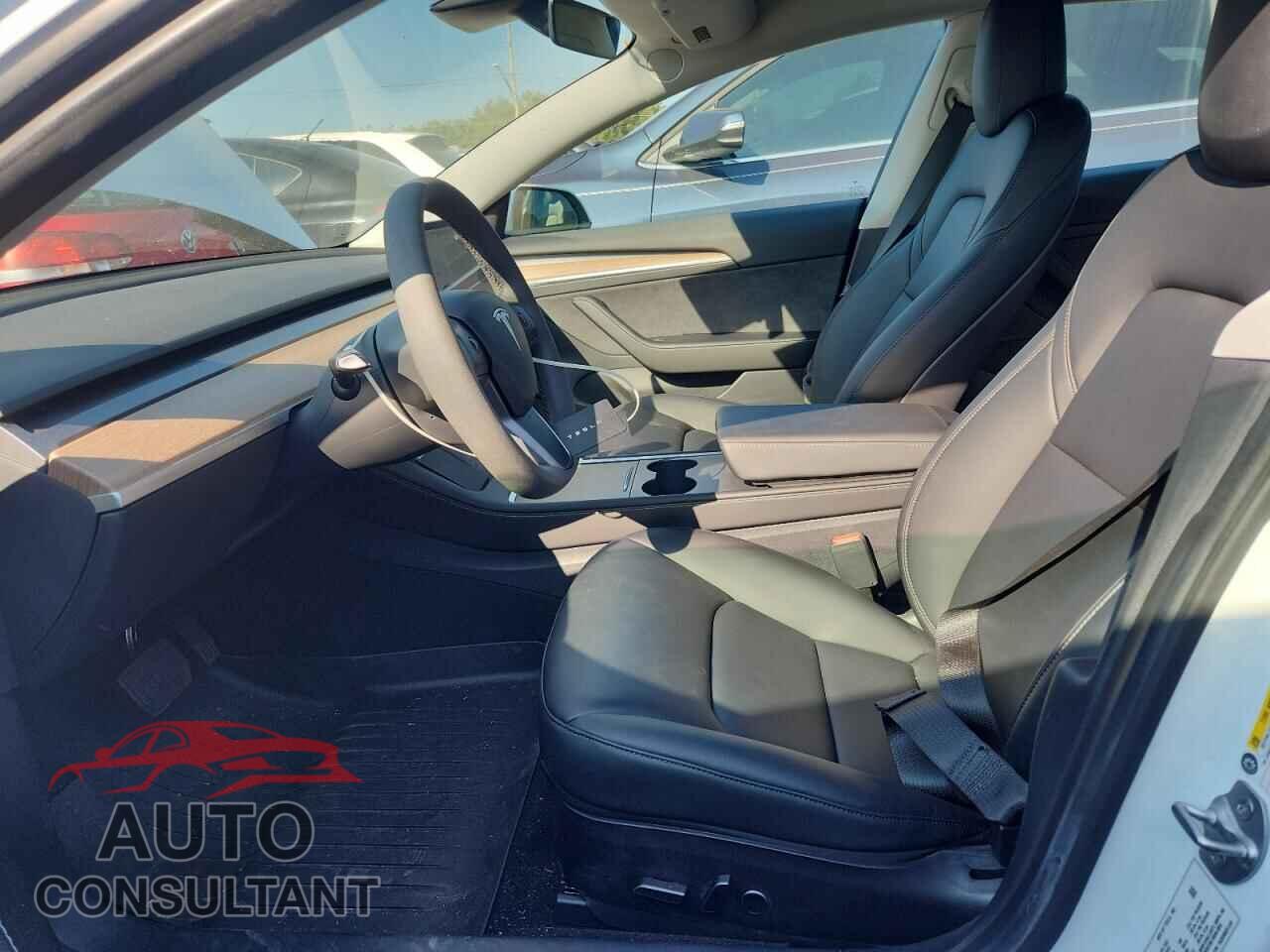 TESLA MODEL 3 2021 - 5YJ3E1EA1MF031755