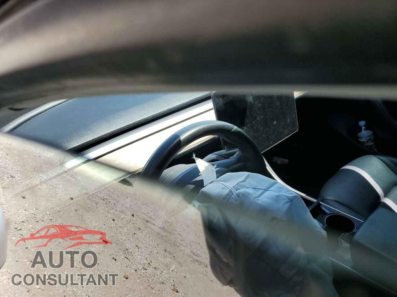 TESLA MODEL 3 2018 - 5YJ3E1EA4JF161671