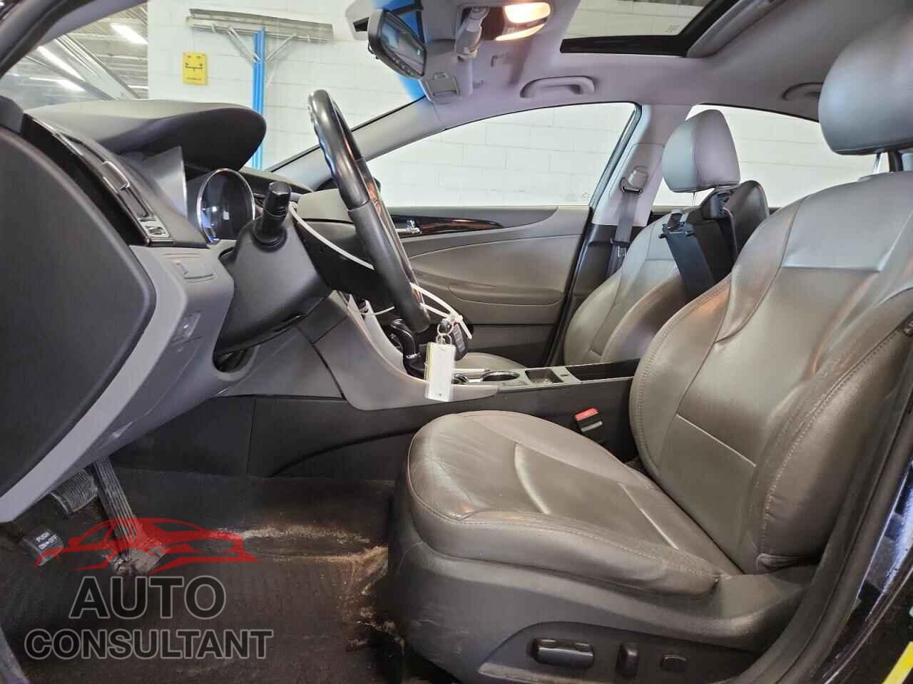HYUNDAI SONATA 2011 - 5NPEC4AC9BH100696