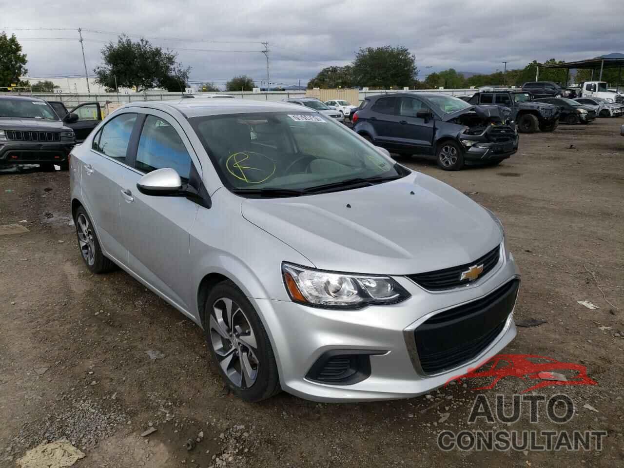 CHEVROLET SONIC 2019 - 1G1JF5SB1K4121543