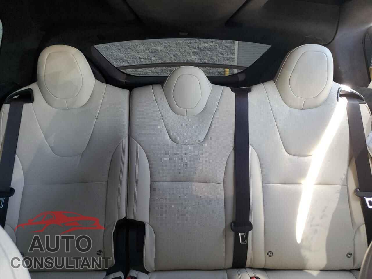 TESLA MODEL X 2022 - 7SAXCDE53NF337002