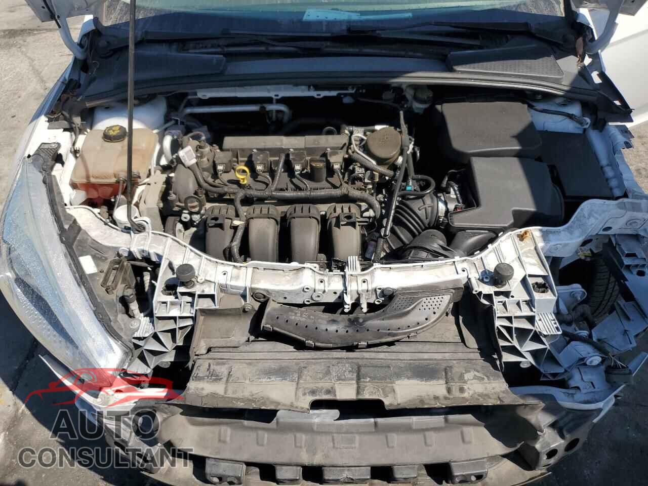 FORD FOCUS 2015 - 1FADP3F29FL226963