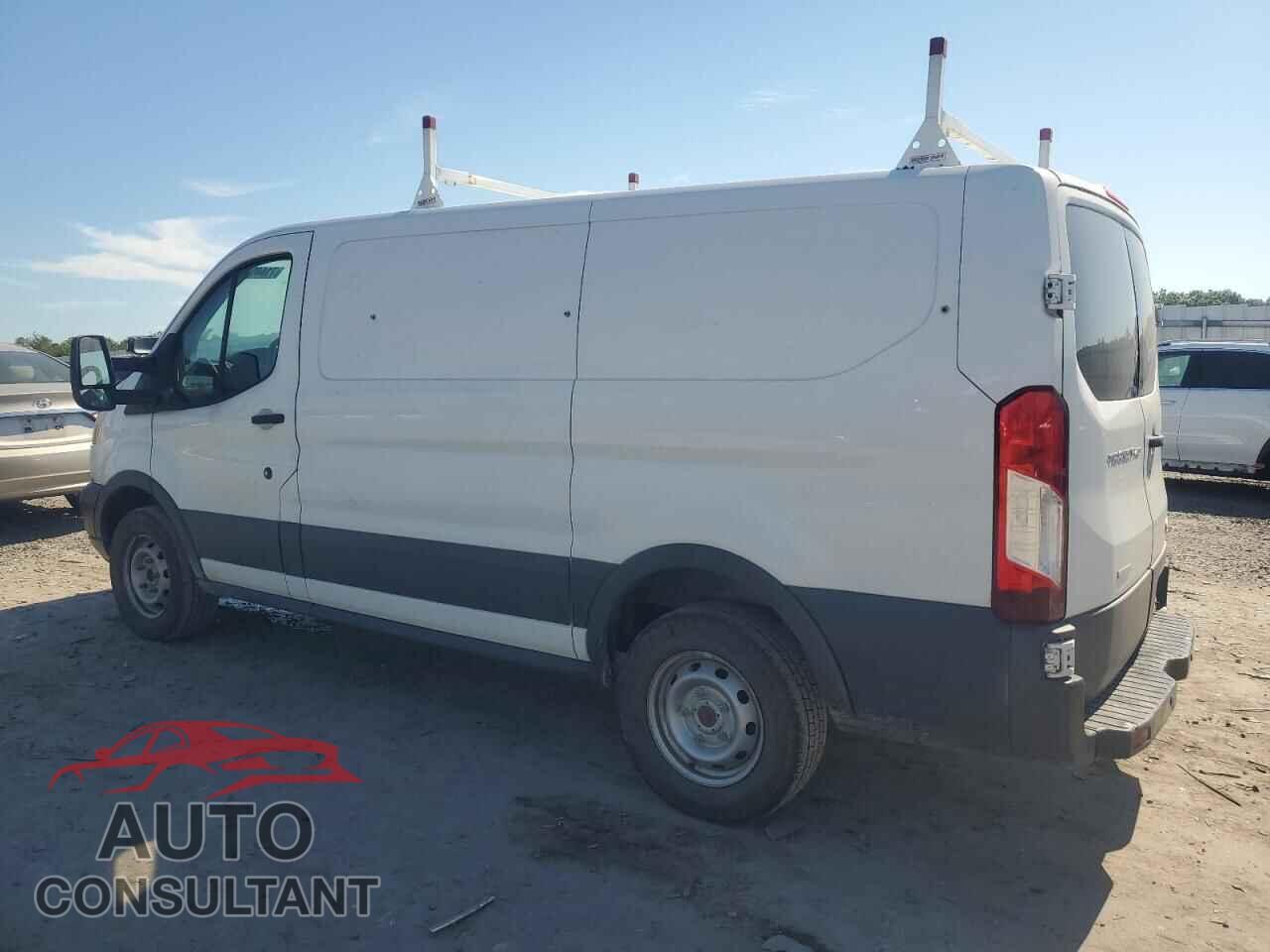 FORD TRANSIT 2015 - 1FTNR1YG0FKA64507