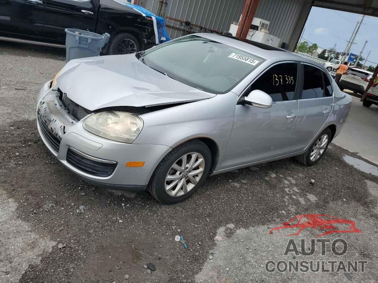 VOLKSWAGEN JETTA 2010 - 3VWRX7AJXAM039323
