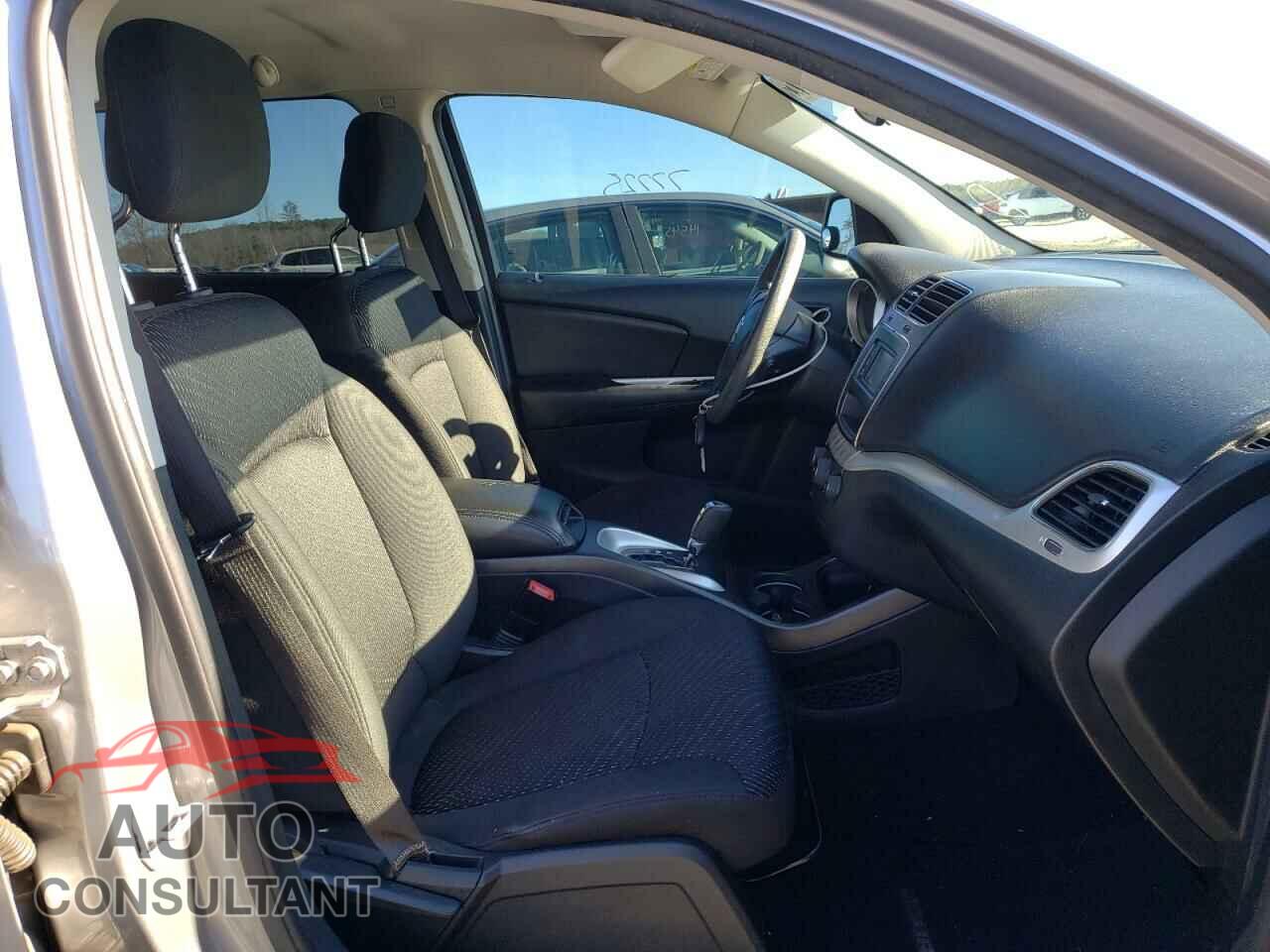 DODGE JOURNEY 2017 - 3C4PDCAB7HT705607