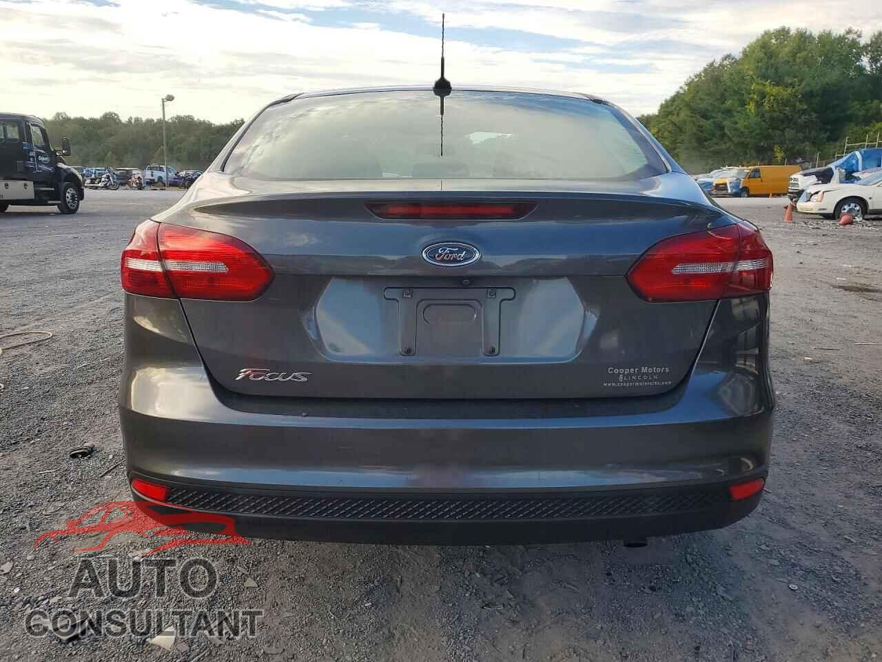 FORD FOCUS 2015 - 1FADP3E29FL310668