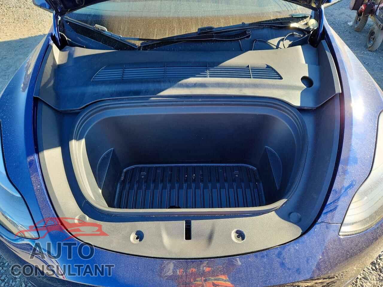 TESLA MODEL Y 2024 - 7SAYGDED5RF057720