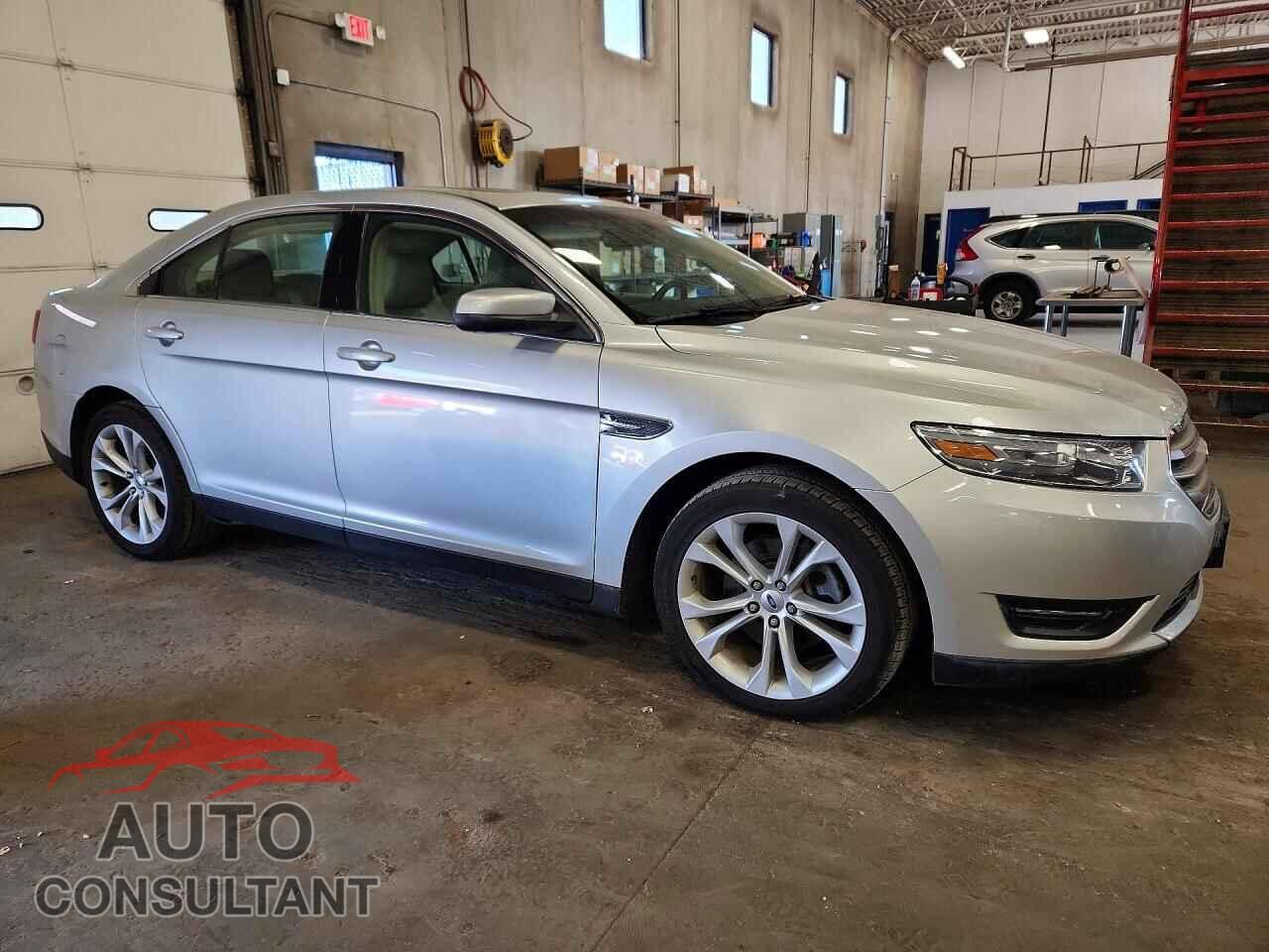 FORD TAURUS 2013 - 1FAHP2E85DG175212