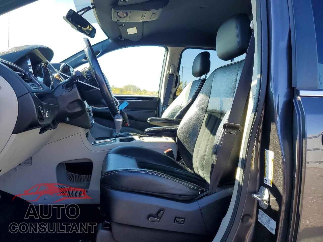 DODGE CARAVAN 2015 - 2C4RDGBG8FR714326