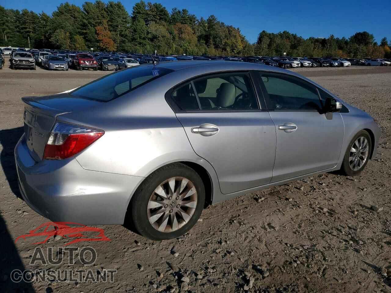 HONDA CIVIC 2012 - JHMFB4F33CS007352