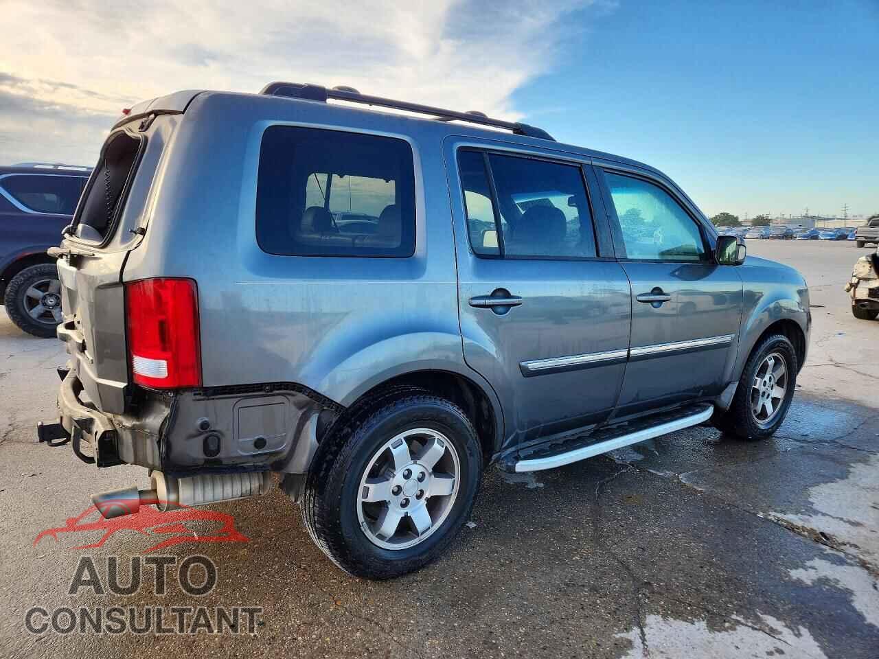 HONDA PILOT 2011 - 5FNYF3H96BB005889