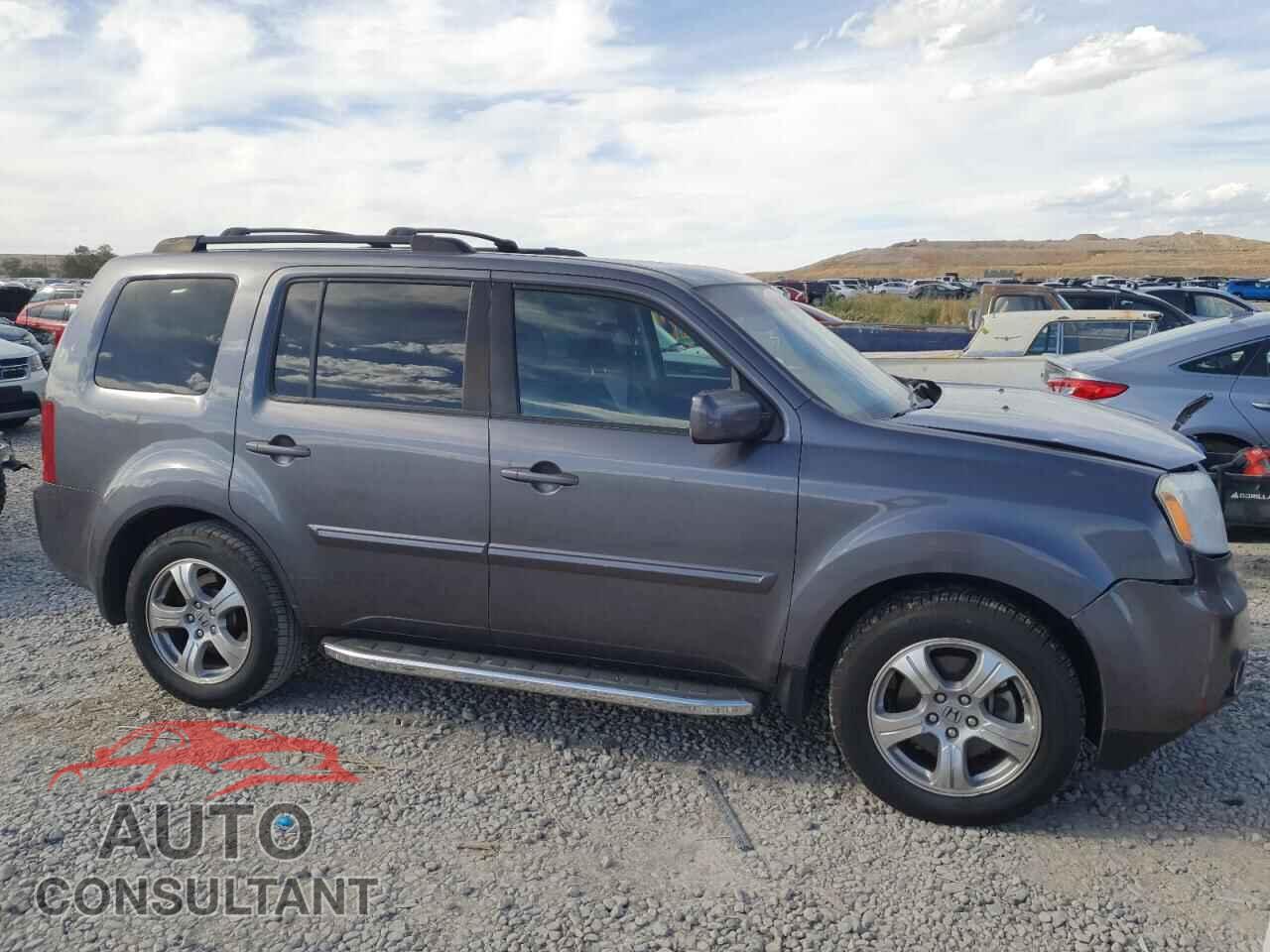 HONDA PILOT 2015 - 5FNYF4H58FB044363