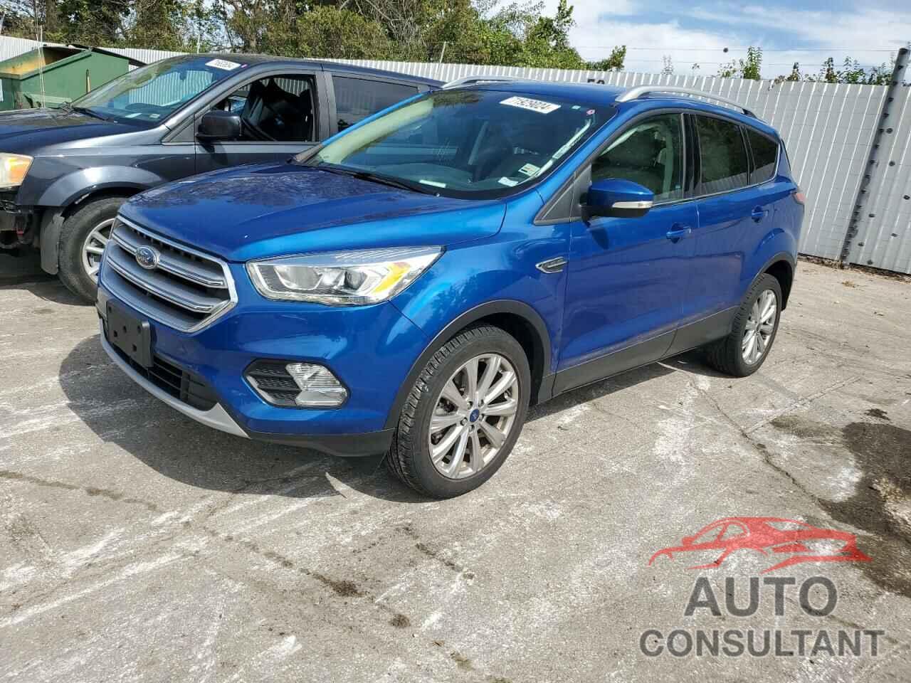 FORD ESCAPE 2017 - 1FMCU9J94HUA81314