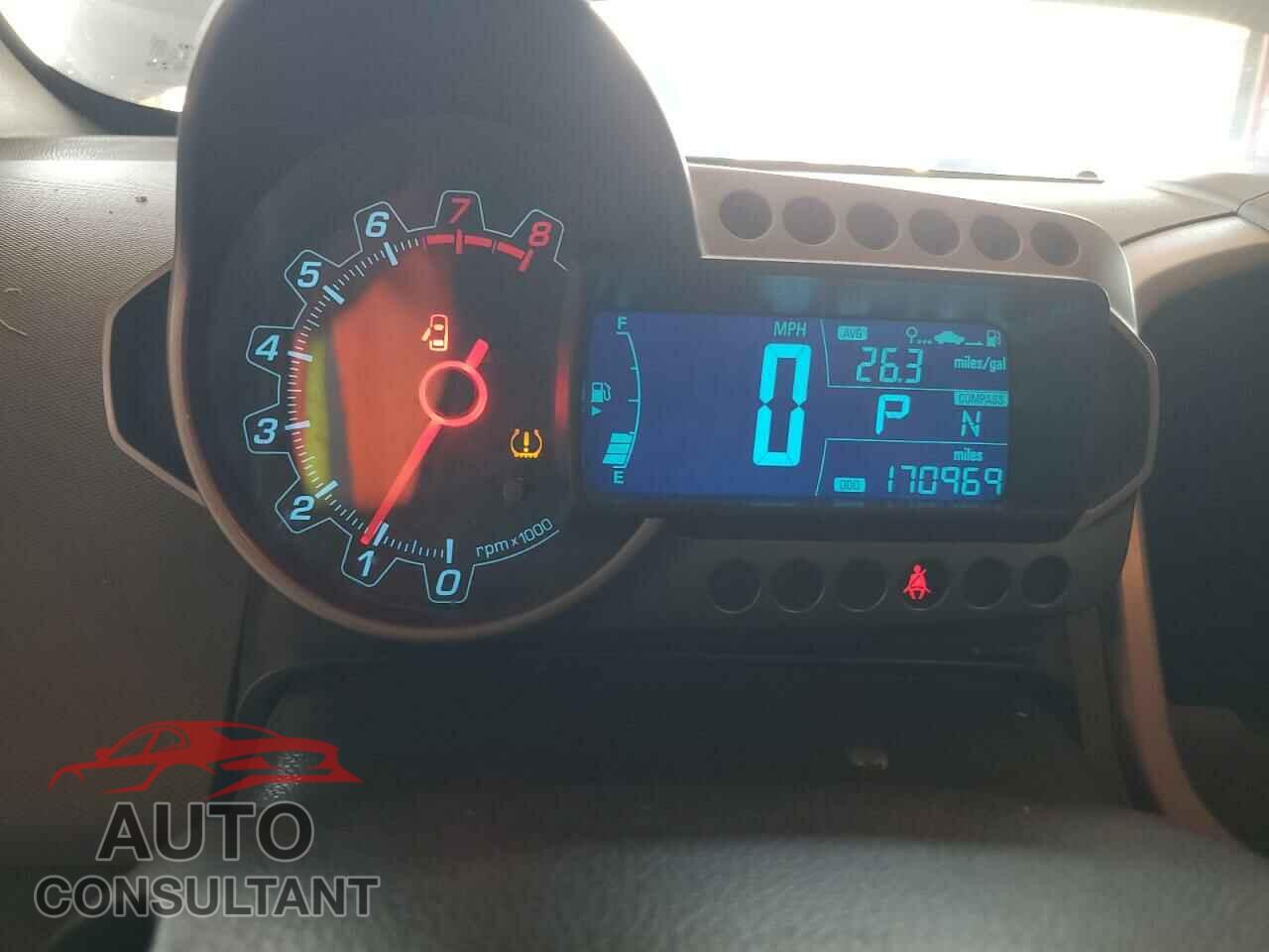 CHEVROLET SONIC 2014 - 1G1JA6SH4E4229653