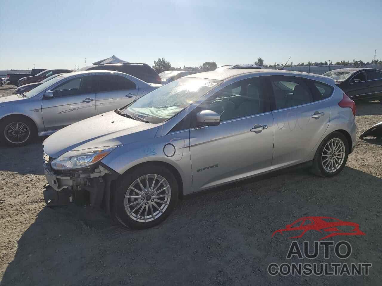 FORD FOCUS 2014 - 1FADP3R45EL112065
