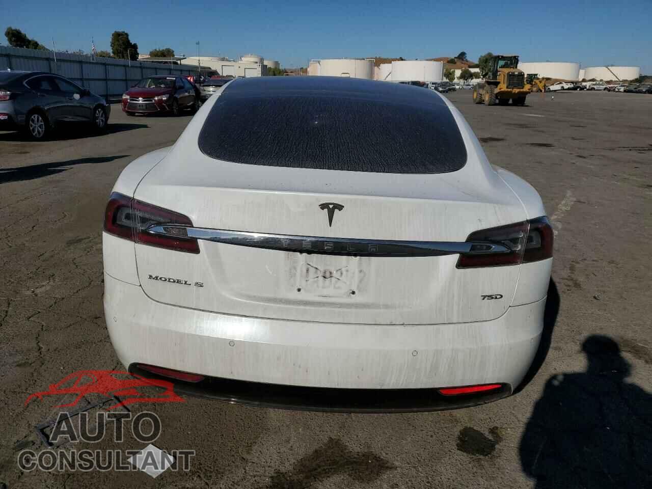 TESLA MODEL S 2017 - 5YJSA1E2XHF193518