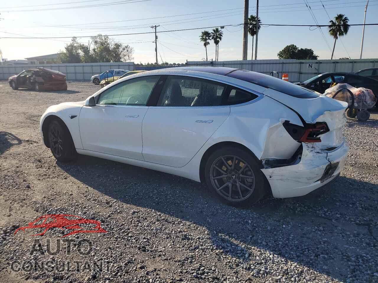 TESLA MODEL 3 2018 - 5YJ3E1EA4JF038811