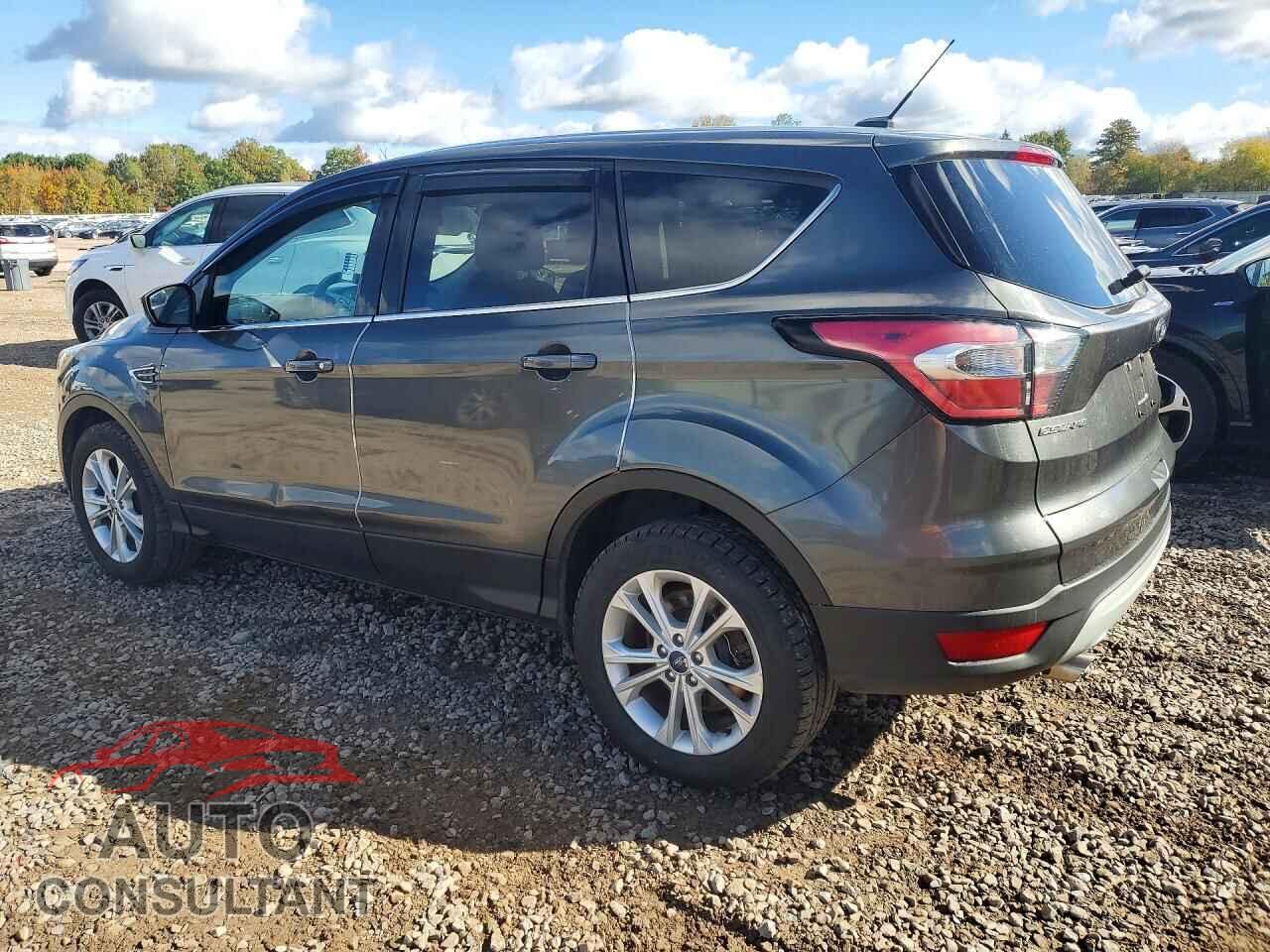 FORD ESCAPE 2017 - 1FMCU9GD2HUC75433