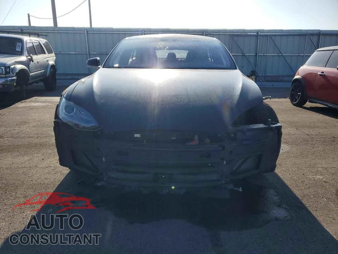 TESLA MODEL S 2015 - 5YJSA1H46FF085360