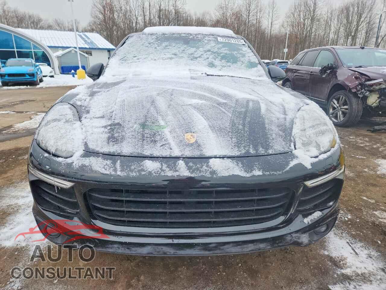 PORSCHE CAYENNE 2018 - WP1AA2A20JKA00971