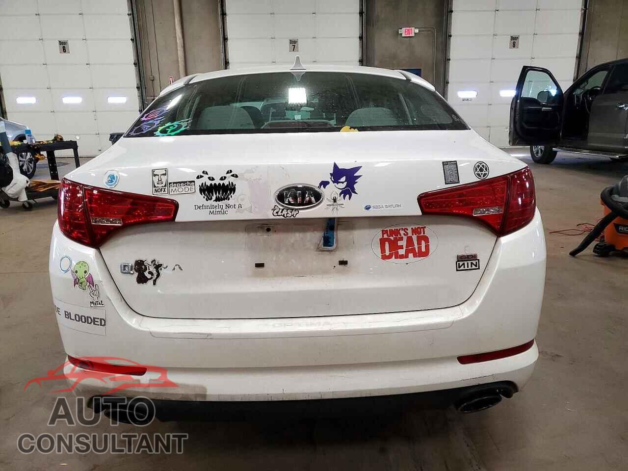 KIA OPTIMA 2012 - KNAGM4A7XC5290421