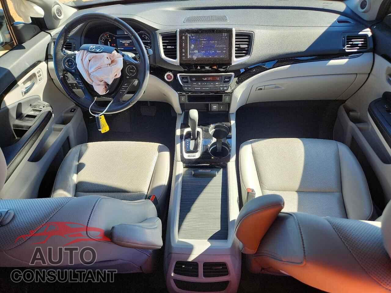 HONDA RIDGELINE 2019 - 5FPYK3F72KB006106