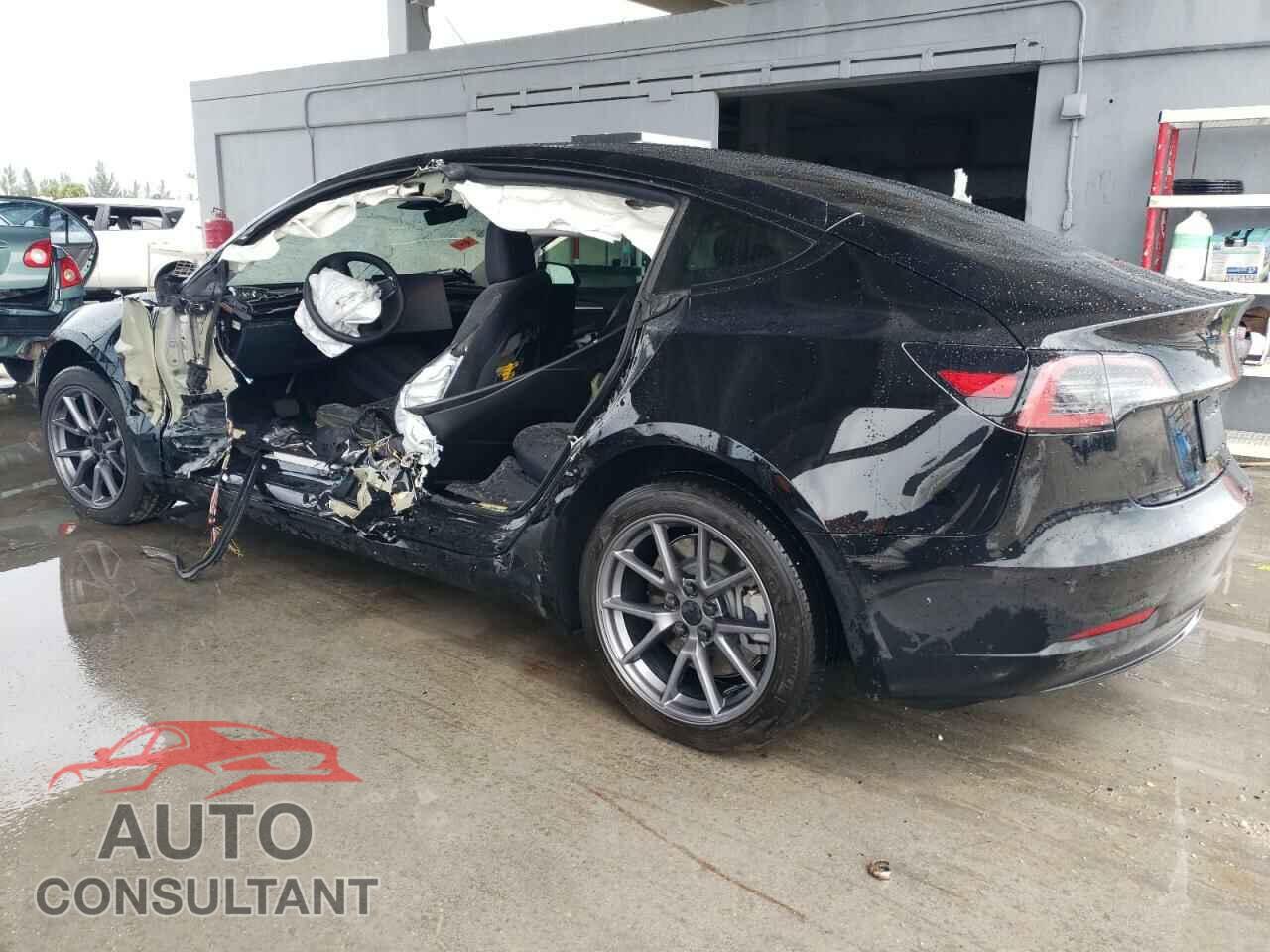 TESLA MODEL 3 2022 - 5YJ3E1EA4NF315883