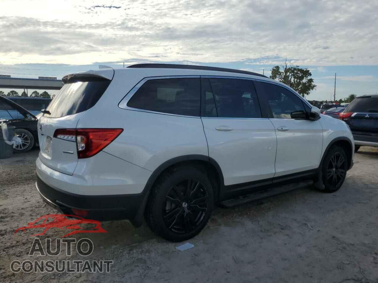 HONDA PILOT 2021 - 5FNYF5H25MB001401