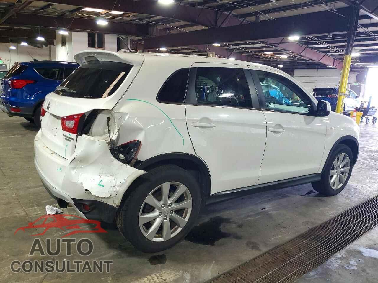 MITSUBISHI OUTLANDER 2014 - 4A4AR4AU1EE032915