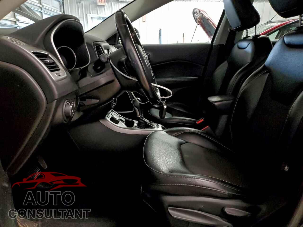 JEEP COMPASS 2020 - 3C4NJDBB2LT112394