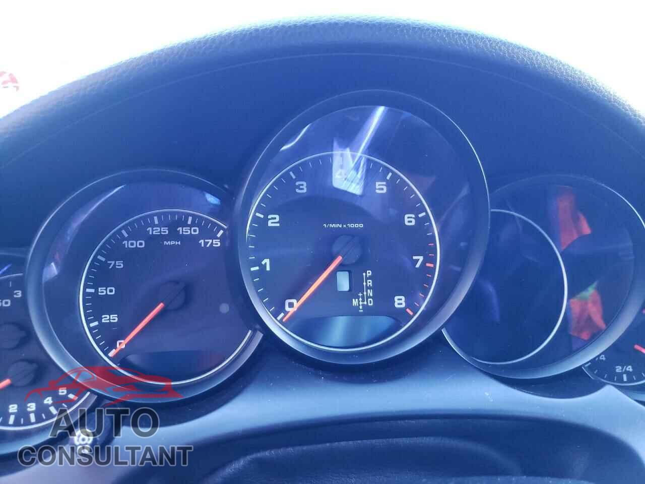 PORSCHE CAYENNE 2016 - WP1AA2A22GKA38243