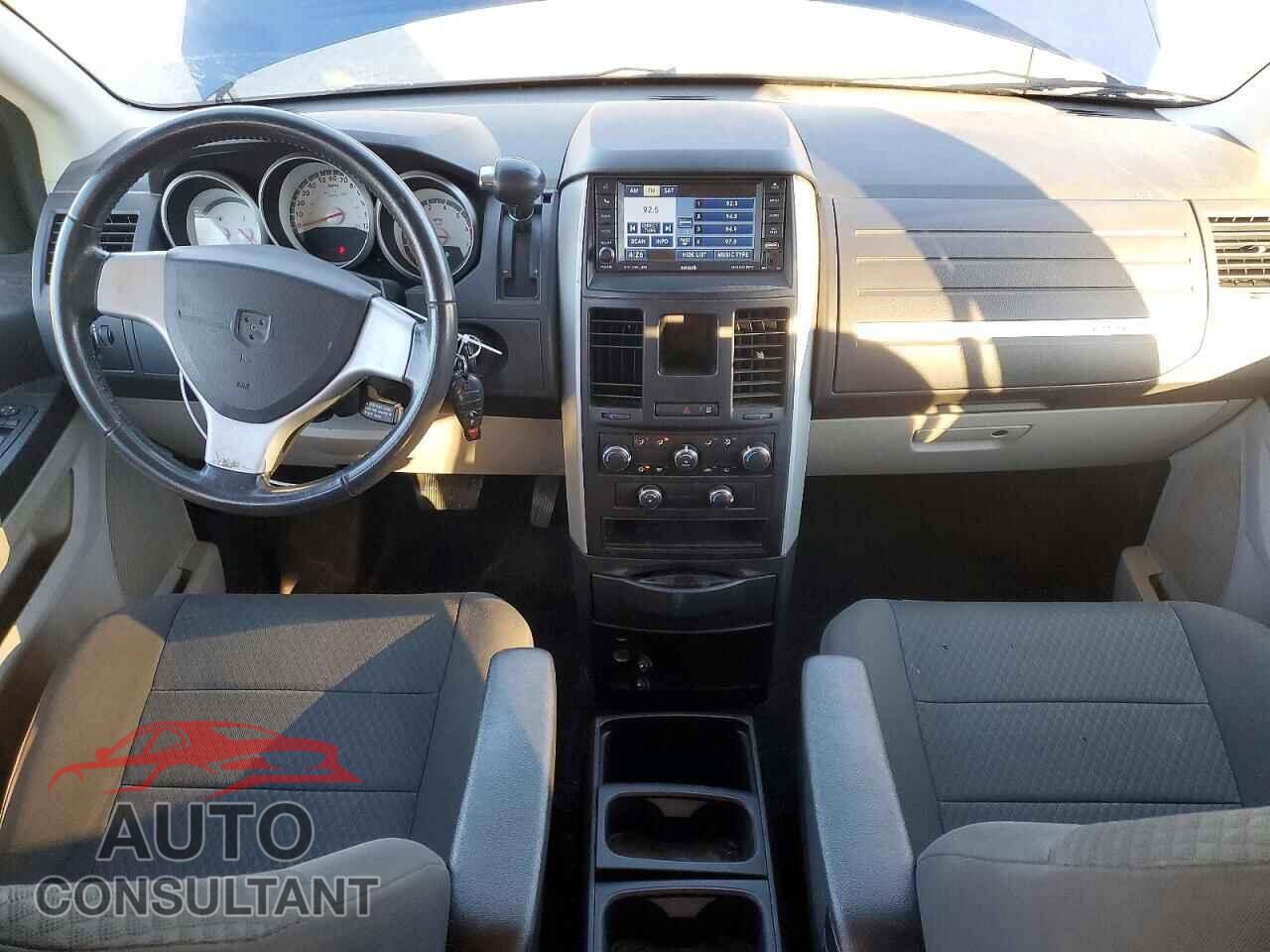 DODGE CARAVAN 2010 - 2D4RN3D14AR402238