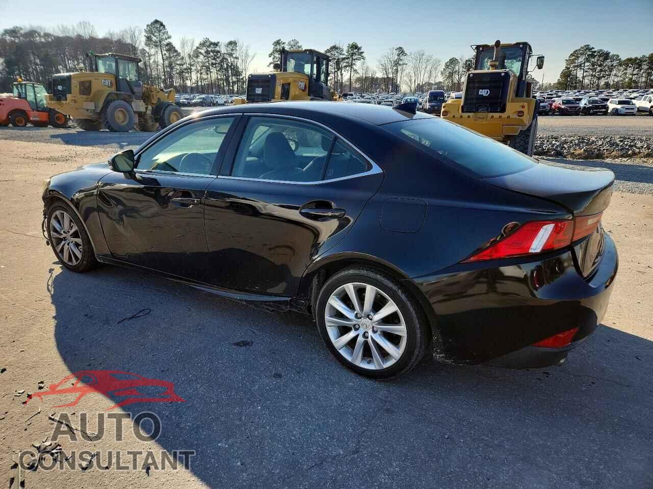 LEXUS IS 2014 - JTHBF1D20E5036174