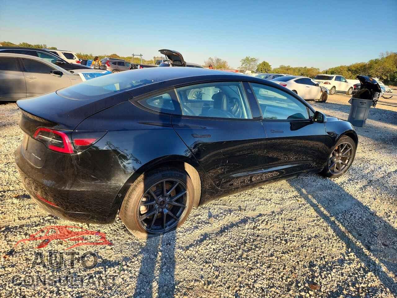 TESLA MODEL 3 2021 - 5YJ3E1EB3MF150335